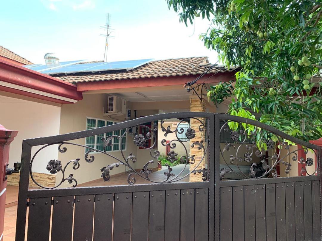Villa Ctzee Malacca Exterior photo